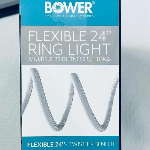 Ring Light and Smartphone Holder - Picture 6 of 15